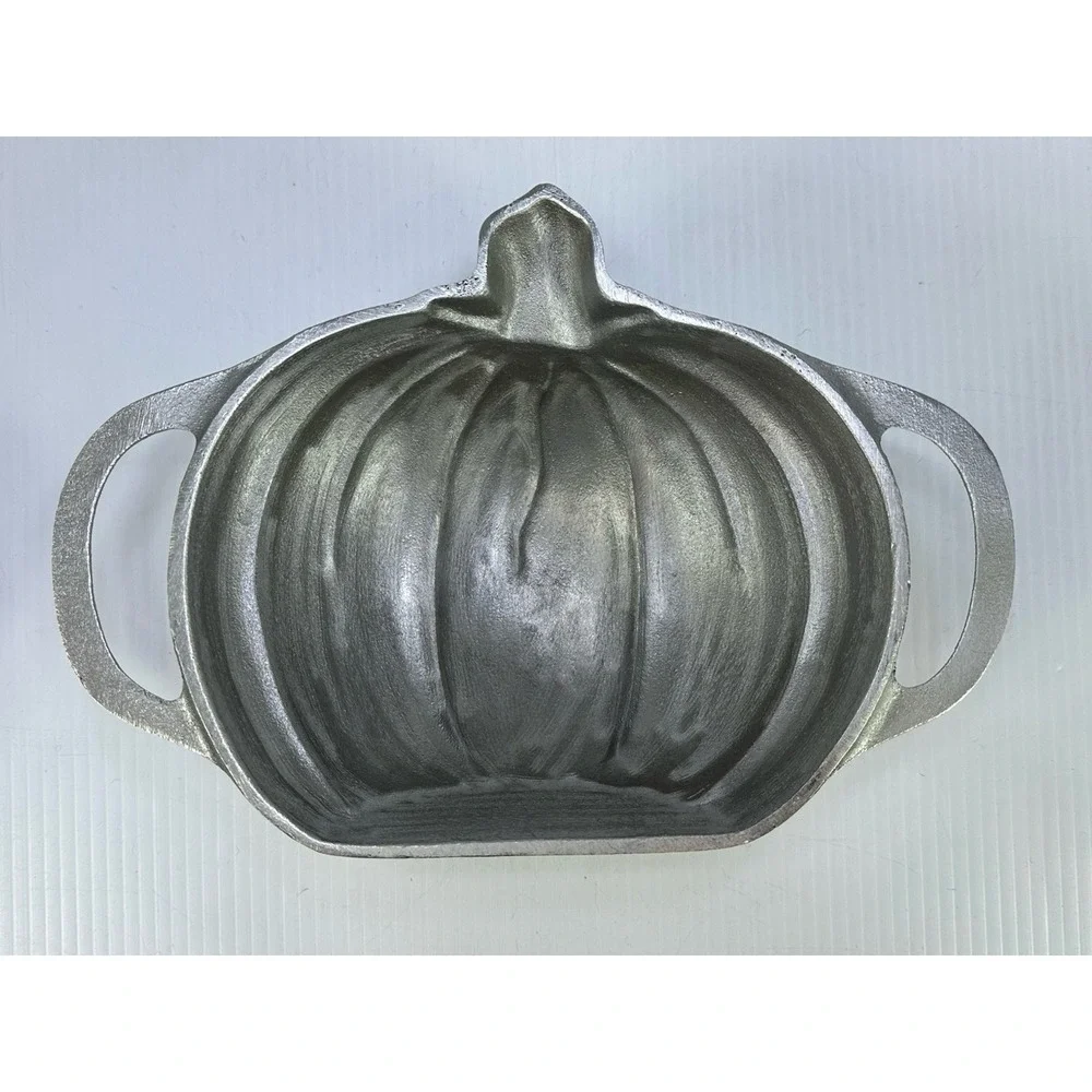 Martha Stewart by Mail 3D 2 pc Pumpkin Cake Pan Mold Heavy Cast Aluminum